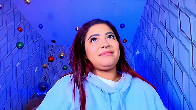 Snapshot of NicolleTaylor chatting on December 15, 2025, 4:06 am NicolleTaylor online show from December 15, 2025, 4:06 am