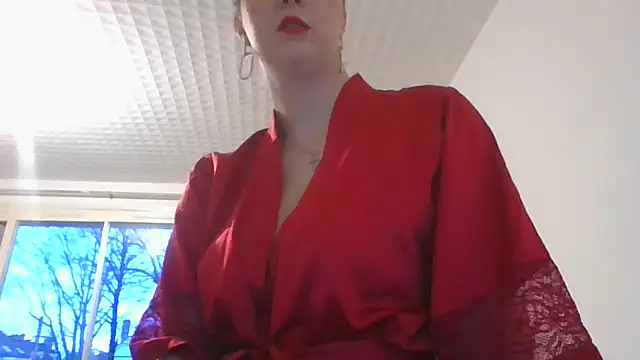 Linaluxa online show from January 12, 2026, 4:23 pm