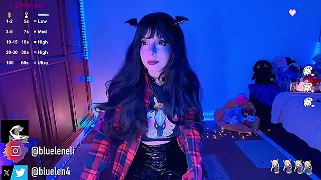 Snapshot of bluelen chatting on February 6, 2026, 7:45 am bluelen online show from February 6, 2026, 7:45 am