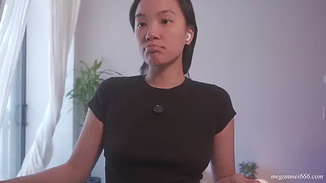 meganmei666 online show from July 13, 2026, 6:00 pm