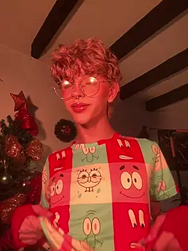 Snapshot of lyamthommpson chatting on December 16, 2025, 8:58 pm lyamthommpson online show from December 16, 2025, 8:58 pm