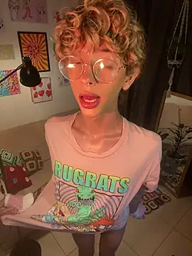 Snapshot of lyamthommpson chatting on February 11, 2026, 3:55 am lyamthommpson online show from February 11, 2026, 3:55 am