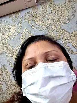 kunjan789 online show from November 10, 2025, 6:07 pm