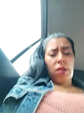 Emily Wane online show from November 14, 2025, 3:44 pm