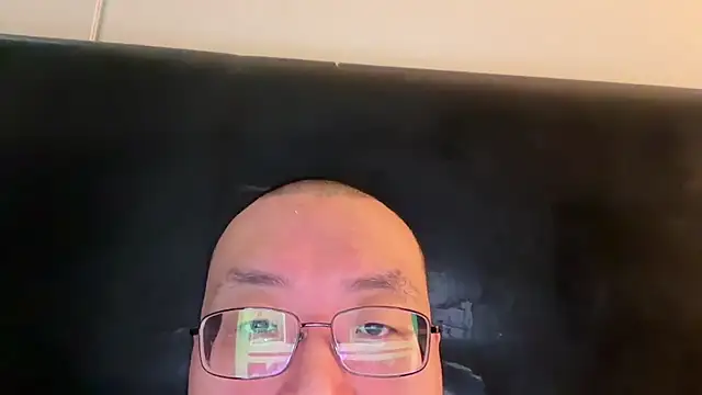 Snapshot of slaveasianboy chatting on January 12, 2025, 6:16 pm slaveasianboy online show from January 12, 2025, 6:16 pm