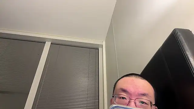 Snapshot of slaveasianboy chatting on March 5, 2025, 7:38 am slaveasianboy online show from March 5, 2025, 7:38 am