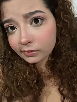 CharlotteMillers online show from December 22, 2024, 2:28 am