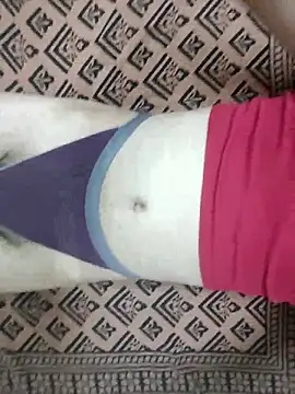 Snapshot of Lucifer21dragon chatting on October 6, 2025, 11:18 am Lucifer21dragon online show from October 6, 2025, 11:18 am