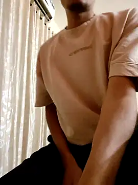 Snapshot of Lucifer21dragon chatting on November 10, 2025, 6:51 pm Lucifer21dragon online show from November 10, 2025, 6:51 pm