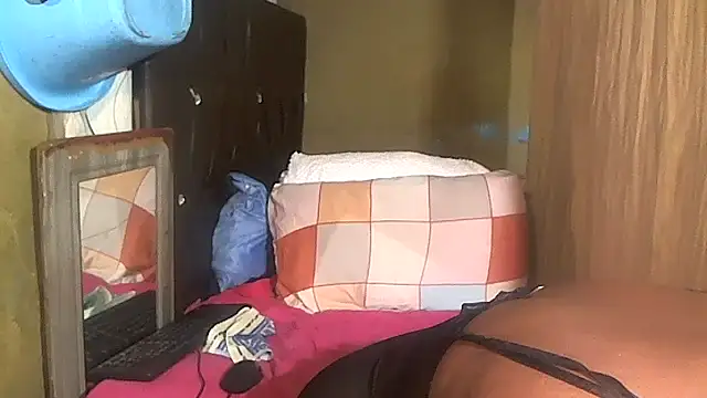 Snapshot of BustyLisa866 chatting on November 20, 2025, 10:42 pm BustyLisa866 online show from November 20, 2025, 10:42 pm