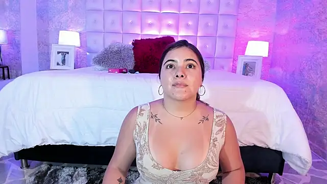 EVELIN MASON online show from September 15, 2025, 8:09 pm