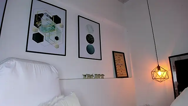 amysc online show from March 4, 2026, 11:38 am