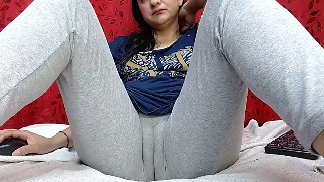 Snapshot of MELANIE_SEX69 chatting on February 18, 2026, 9:44 pm MELANIE SEX69 online show from February 18, 2026, 9:44 pm