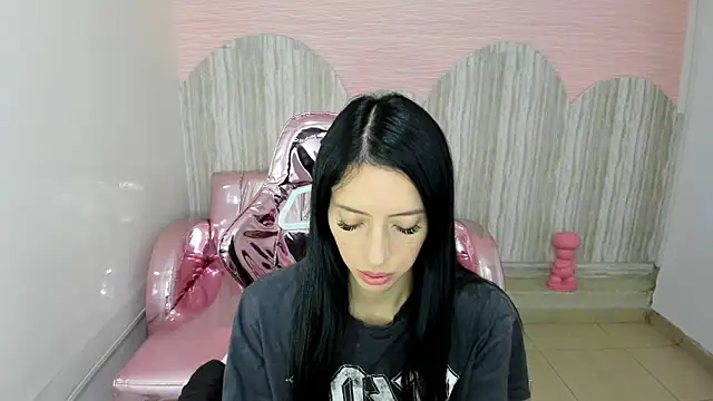 Snapshot of jess_1a chatting on December 20, 2024, 11:54 am jess 1a online show from December 20, 2024, 11:54 am