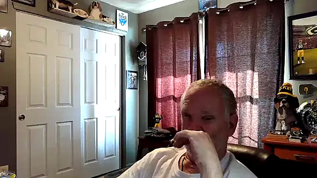 Snapshot of nobledad chatting on December 17, 2025, 7:42 pm nobledad online show from December 17, 2025, 7:42 pm