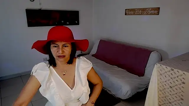 Snapshot of lollita_23_ chatting on November 28, 2025, 7:49 pm lollita 23 online show from November 28, 2025, 7:49 pm