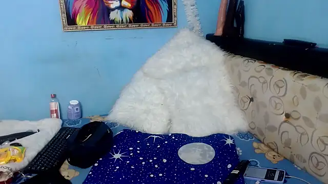 CamelliaLong online show from November 17, 2025, 8:36 pm