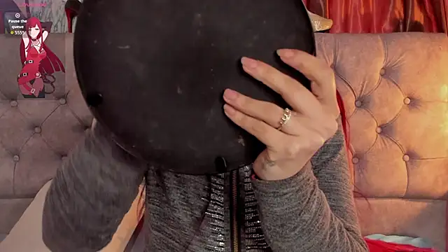  Scarlett 01 online show from November 4, 2025, 3:11 pm