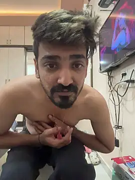 Snapshot of hornyguy271192 chatting on December 19, 2025, 6:15 pm hornyguy271192 online show from December 19, 2025, 6:15 pm