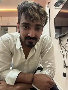 Snapshot of hornyguy271192 chatting on December 21, 2025, 12:40 am hornyguy271192 online show from December 21, 2025, 12:40 am