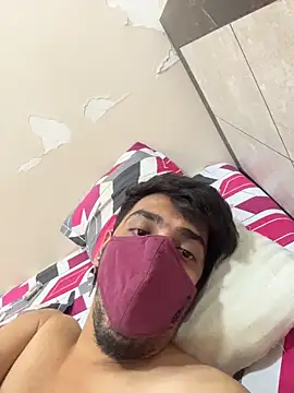 Snapshot of hornyguy271192 chatting on February 7, 2026, 10:35 pm hornyguy271192 online show from February 7, 2026, 10:35 pm