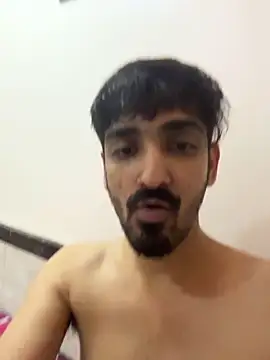 Snapshot of hornyguy271192 chatting on February 8, 2026, 10:40 am hornyguy271192 online show from February 8, 2026, 10:40 am