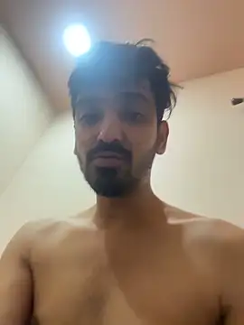 Snapshot of hornyguy271192 chatting on February 8, 2026, 11:30 pm hornyguy271192 online show from February 8, 2026, 11:30 pm