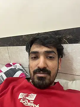 Snapshot of hornyguy271192 chatting on February 13, 2026, 8:21 am hornyguy271192 online show from February 13, 2026, 8:21 am