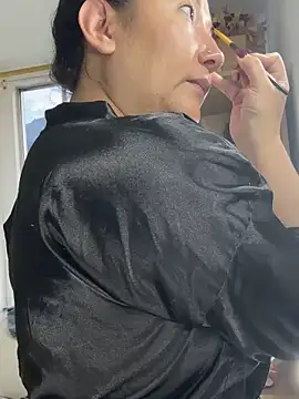 Victoria-Harper online show from March 8, 2025, 11:16 am