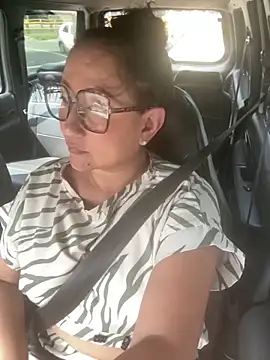 Victoria-Harper online show from March 17, 2025, 7:37 pm