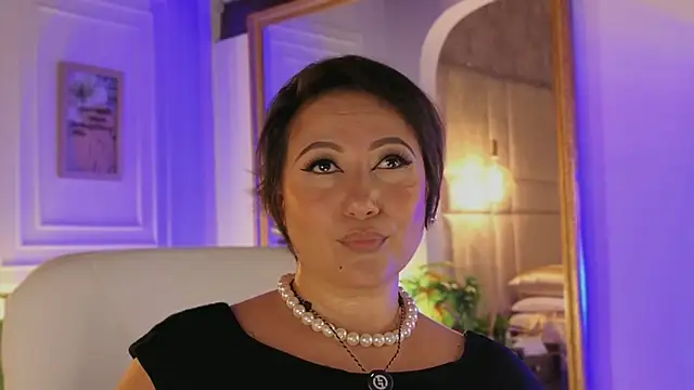 Victoria-Harper online show from September 11, 2025, 11:54 am