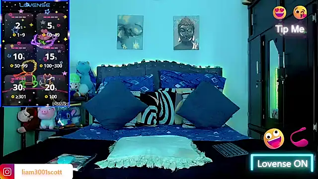 Liamscott  online show from November 15, 2025, 6:48 pm