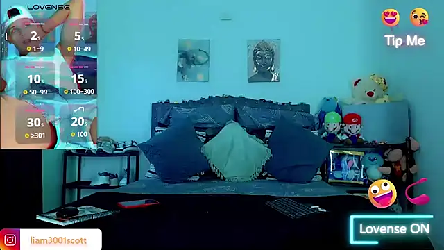 Liamscott  online show from November 26, 2025, 7:15 pm