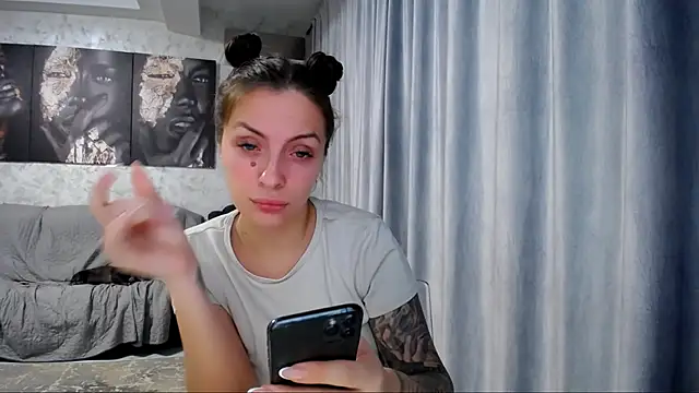 stayhere online show from December 3, 2025, 9:24 pm