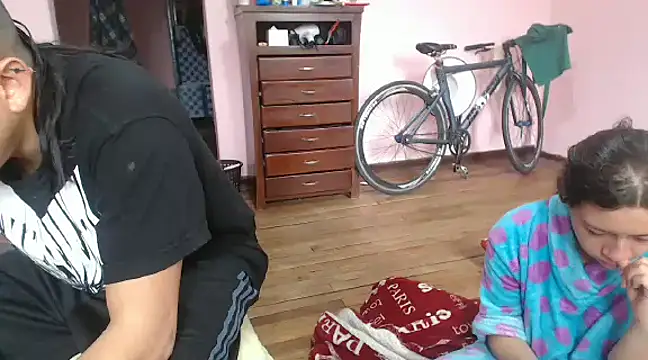 Snapshot of CoreAlejito chatting on March 12, 2025, 6:11 pm CoreAlejito online show from March 12, 2025, 6:11 pm