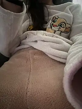 Snapshot of rossana99_ chatting on February 28, 2026, 3:13 pm rossana99 online show from February 28, 2026, 3:13 pm