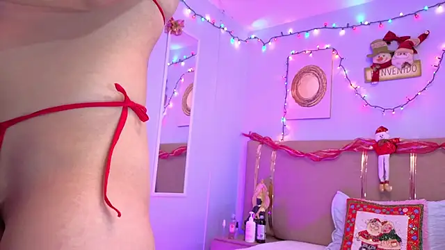 sarah cruzz  online show from December 17, 2025, 1:22 am