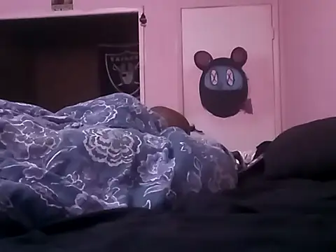 Snapshot of Blkstylion chatting on April 7, 2026, 5:02 pm Blkstylion online show from April 7, 2026, 5:02 pm