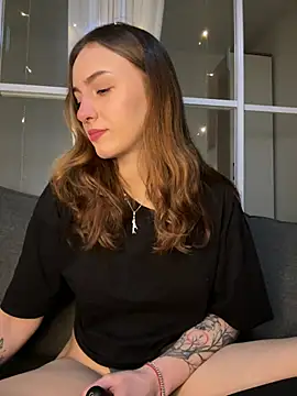 hotAssHell  online show from January 5, 2025, 4:16 pm