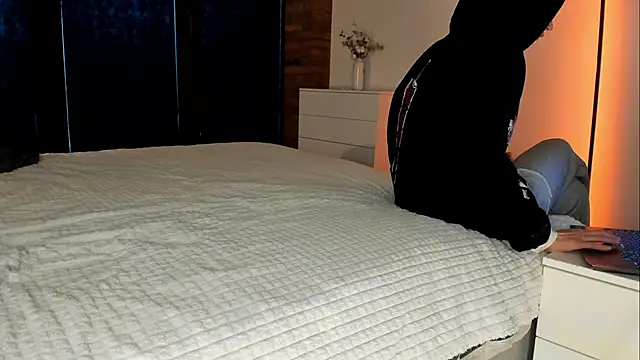 Snapshot of Rachel_Rey chatting on December 1, 2025, 8:19 am Rachel Rey online show from December 1, 2025, 8:19 am