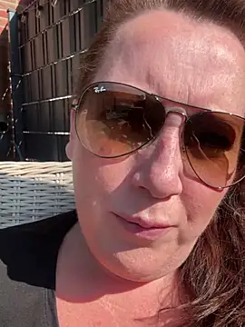 Snapshot of xsexycurvymilf chatting on March 10, 2025, 12:04 pm xsexycurvymilf online show from March 10, 2025, 12:04 pm