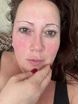 Snapshot of xsexycurvymilf chatting on March 18, 2025, 6:57 am xsexycurvymilf online show from March 18, 2025, 6:57 am