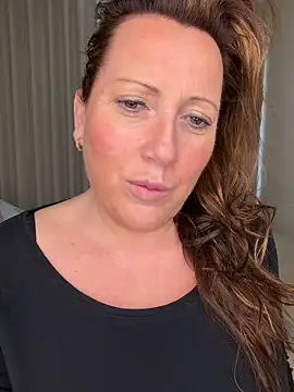 Snapshot of xsexycurvymilf chatting on February 20, 2026, 2:39 pm xsexycurvymilf online show from February 20, 2026, 2:39 pm