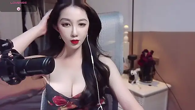 Snapshot of vyizh- chatting on January 16, 2025, 8:11 am vyizh- online show from January 16, 2025, 8:11 am