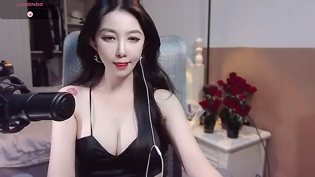 Snapshot of vyizh- chatting on January 24, 2025, 1:47 pm vyizh- online show from January 24, 2025, 1:47 pm
