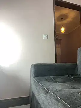 Dellah26 online show from February 12, 2025, 4:33 am