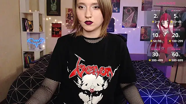 Snapshot of Viper_kiss chatting on October 2, 2025, 12:01 pm Viper kiss online show from October 2, 2025, 12:01 pm