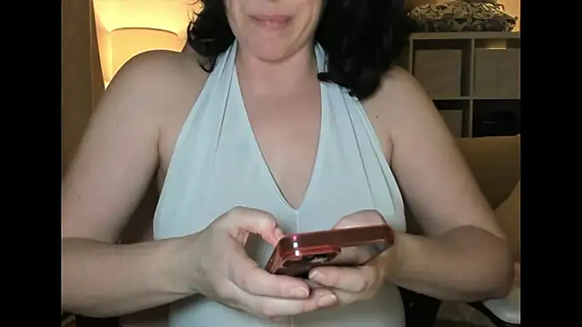 Snapshot of emmita69_ chatting on February 22, 2025, 9:26 pm emmita69  online show from February 22, 2025, 9:26 pm