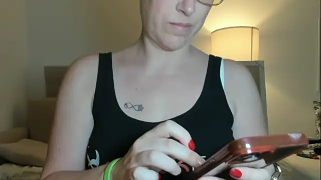 Snapshot of emmita69_ chatting on September 11, 2025, 2:44 am emmita69  online show from September 11, 2025, 2:44 am