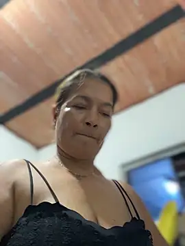 Snapshot of Jlo_69 chatting on January 17, 2026, 12:37 am Jlo 69 online show from January 17, 2026, 12:37 am